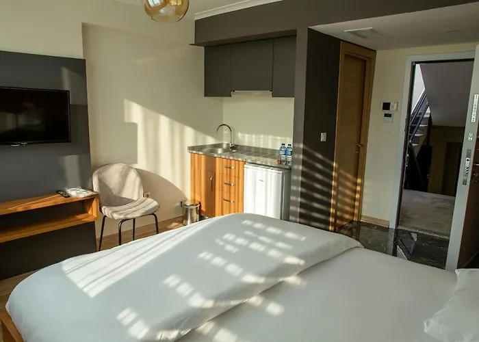 Hotel apartamentowy F & B