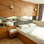 F & B Aparthotel Istanbul